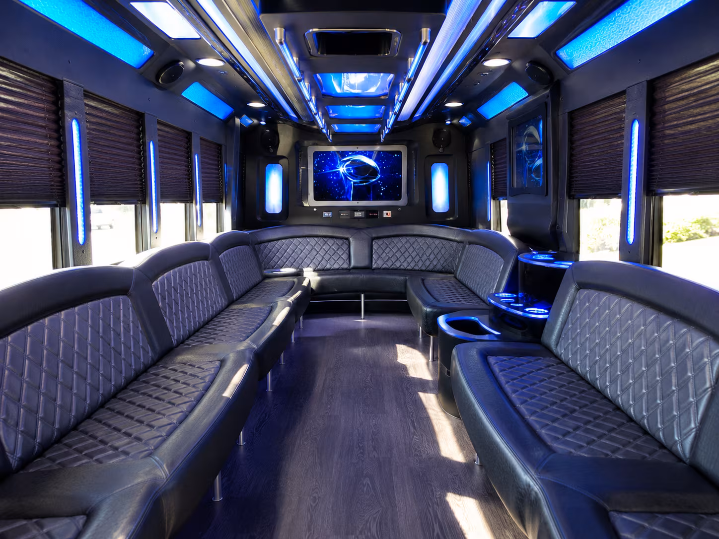 cleveland heights 28 passenger party bus inside