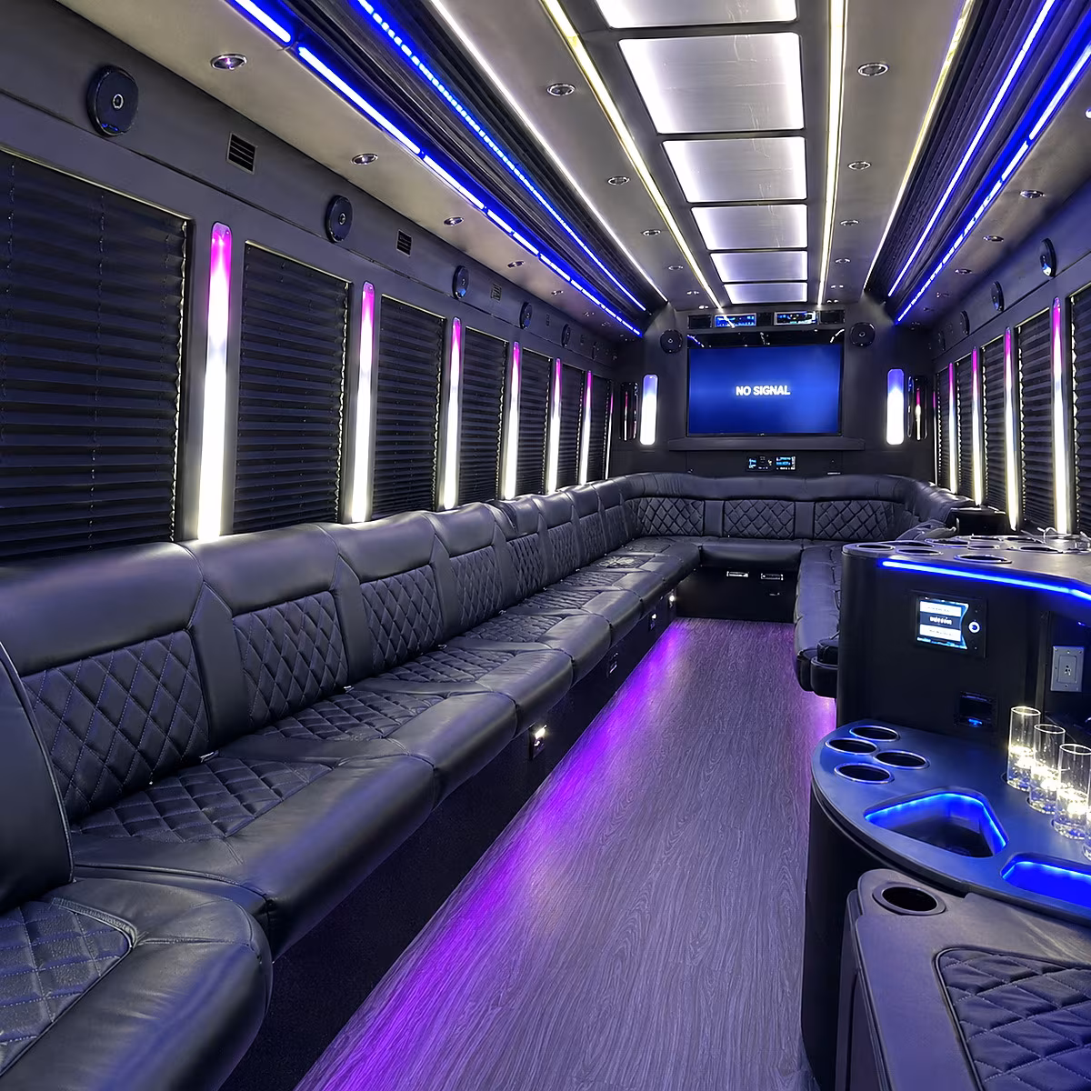 cleveland heights 30 passenger party bus inside