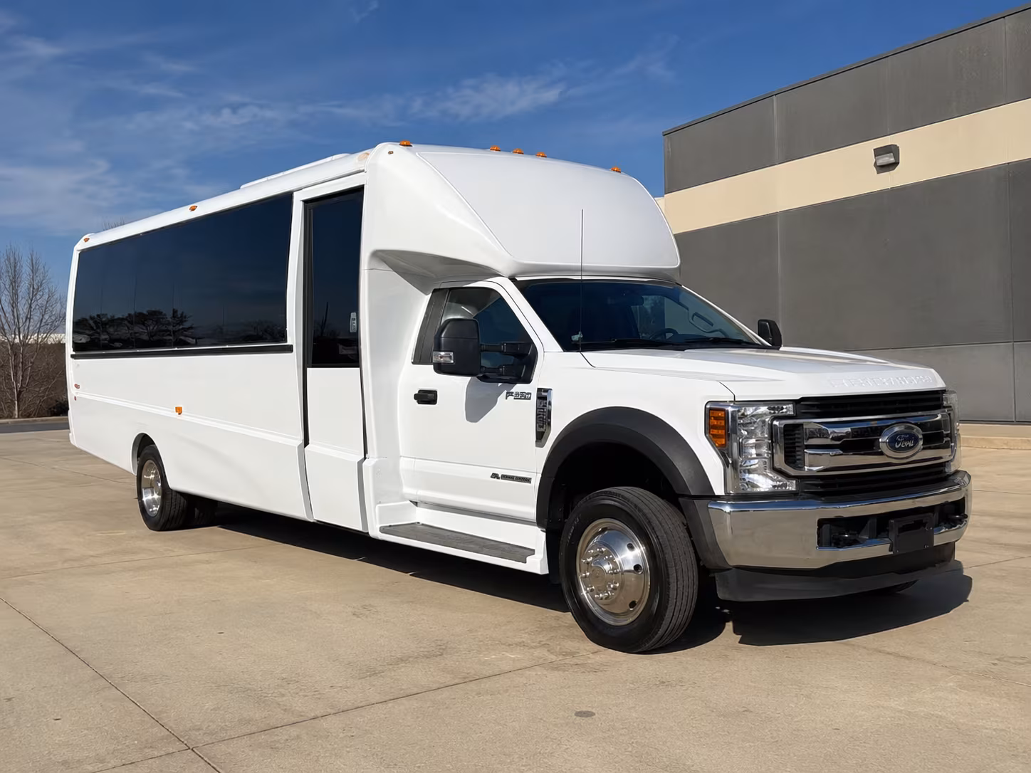 euclid government and military charter bus rentals in euclid