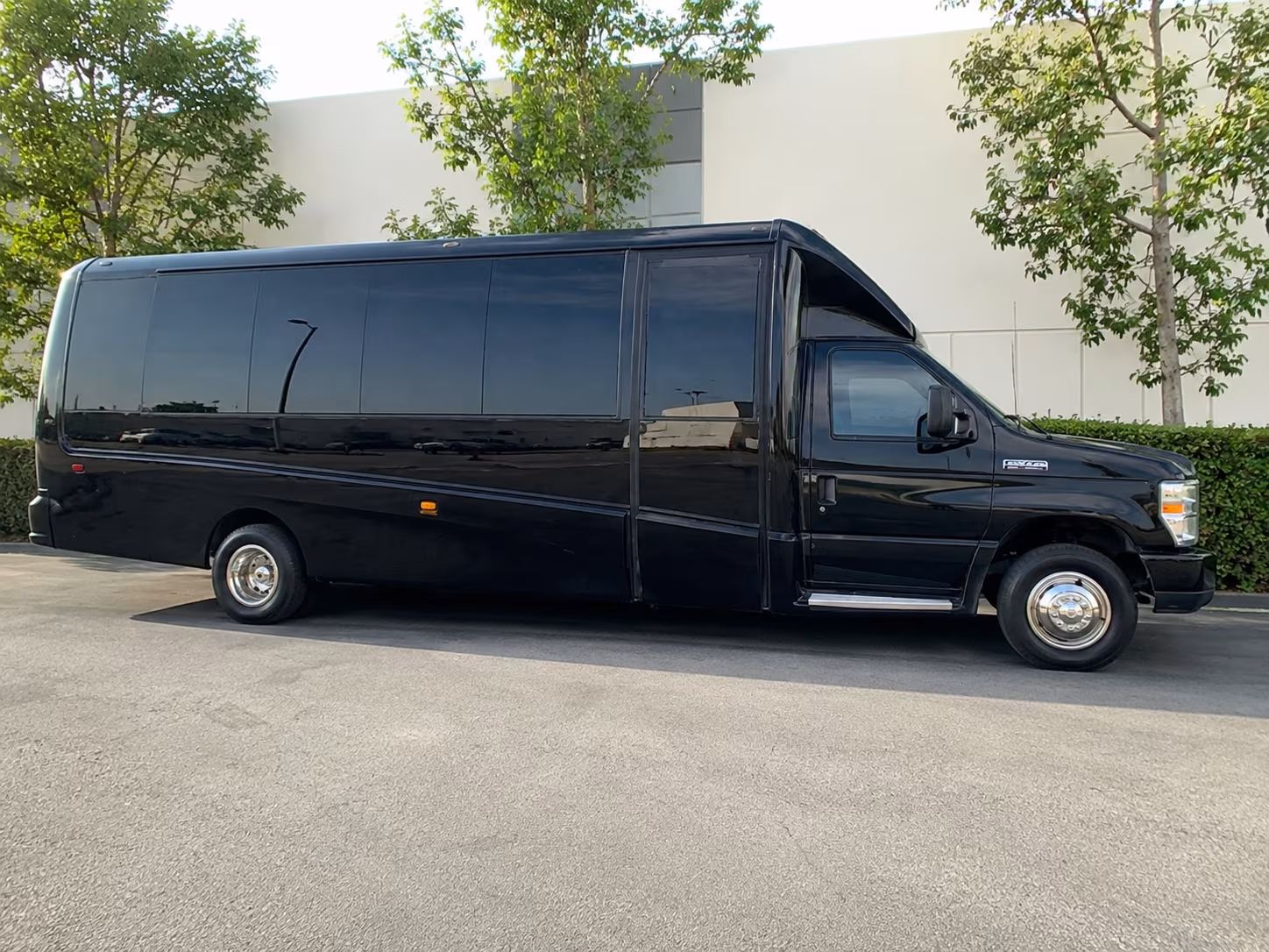 hotel shuttle loops for out of town guests made simple