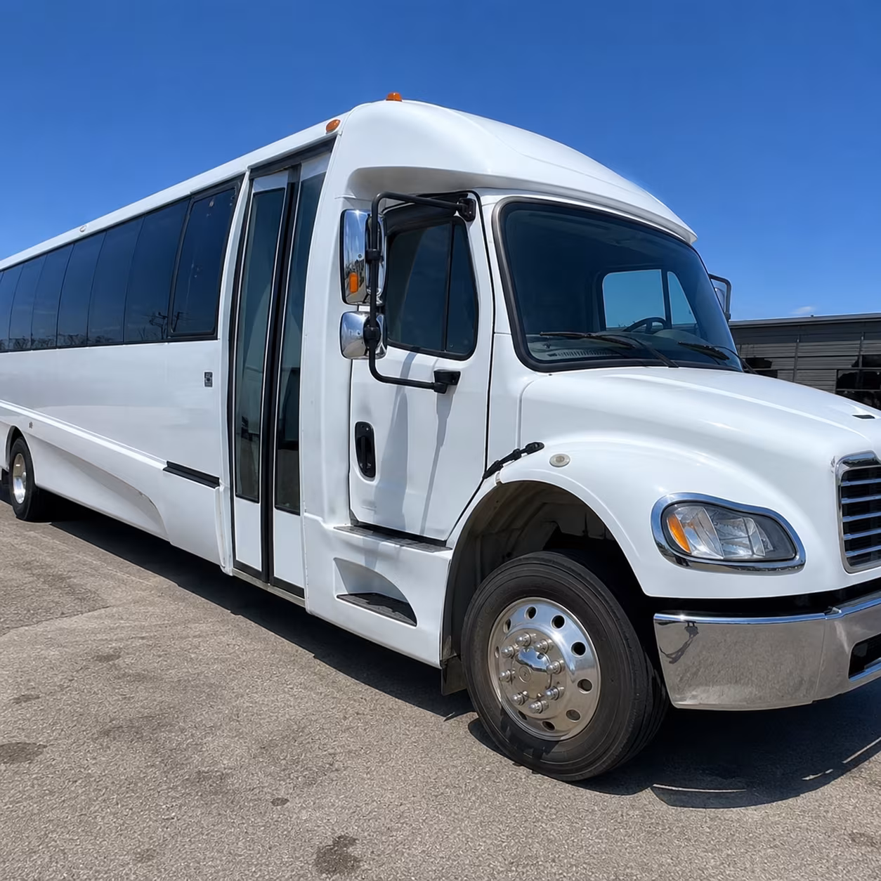 lakewood book the perfect ride with lakewood prom bus rentals