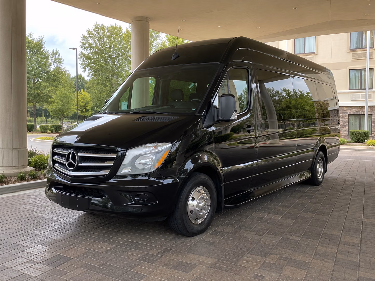 lorain arrange transportation for your lorain winery tour