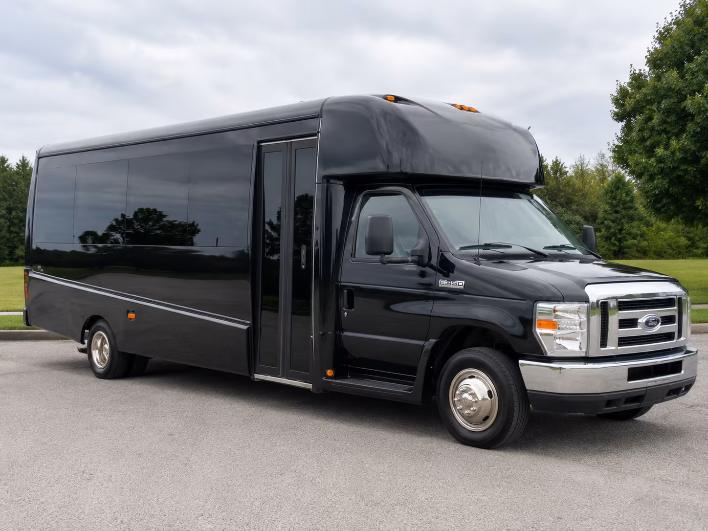 parma comfortable charter bus rentals for parma school field trips