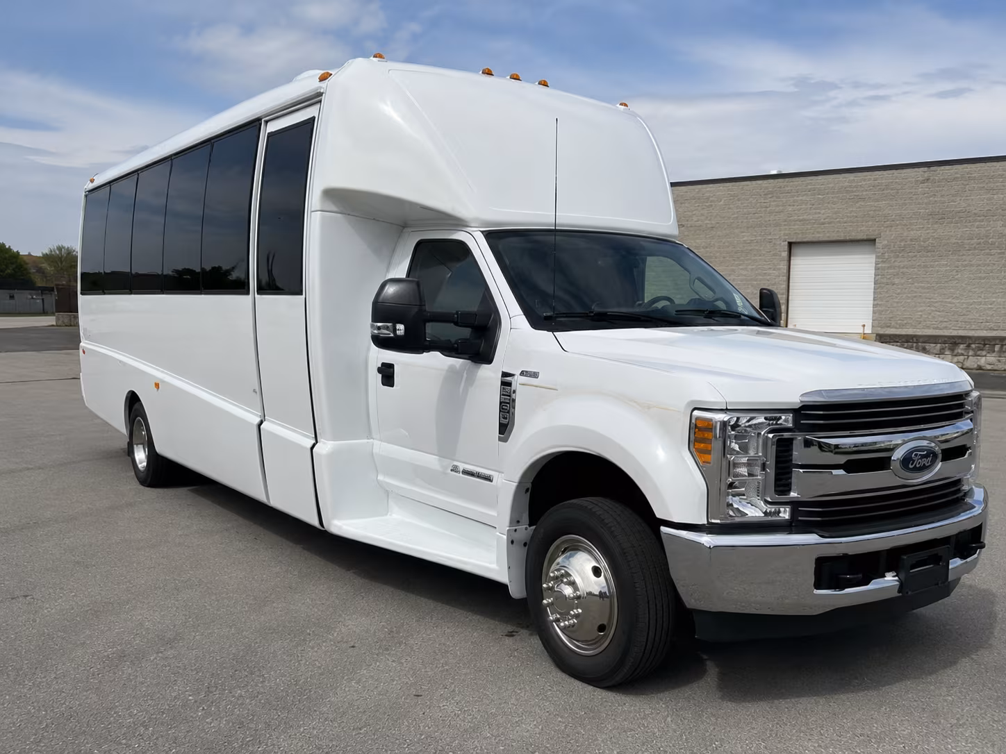 parma private airport transportation without the stress