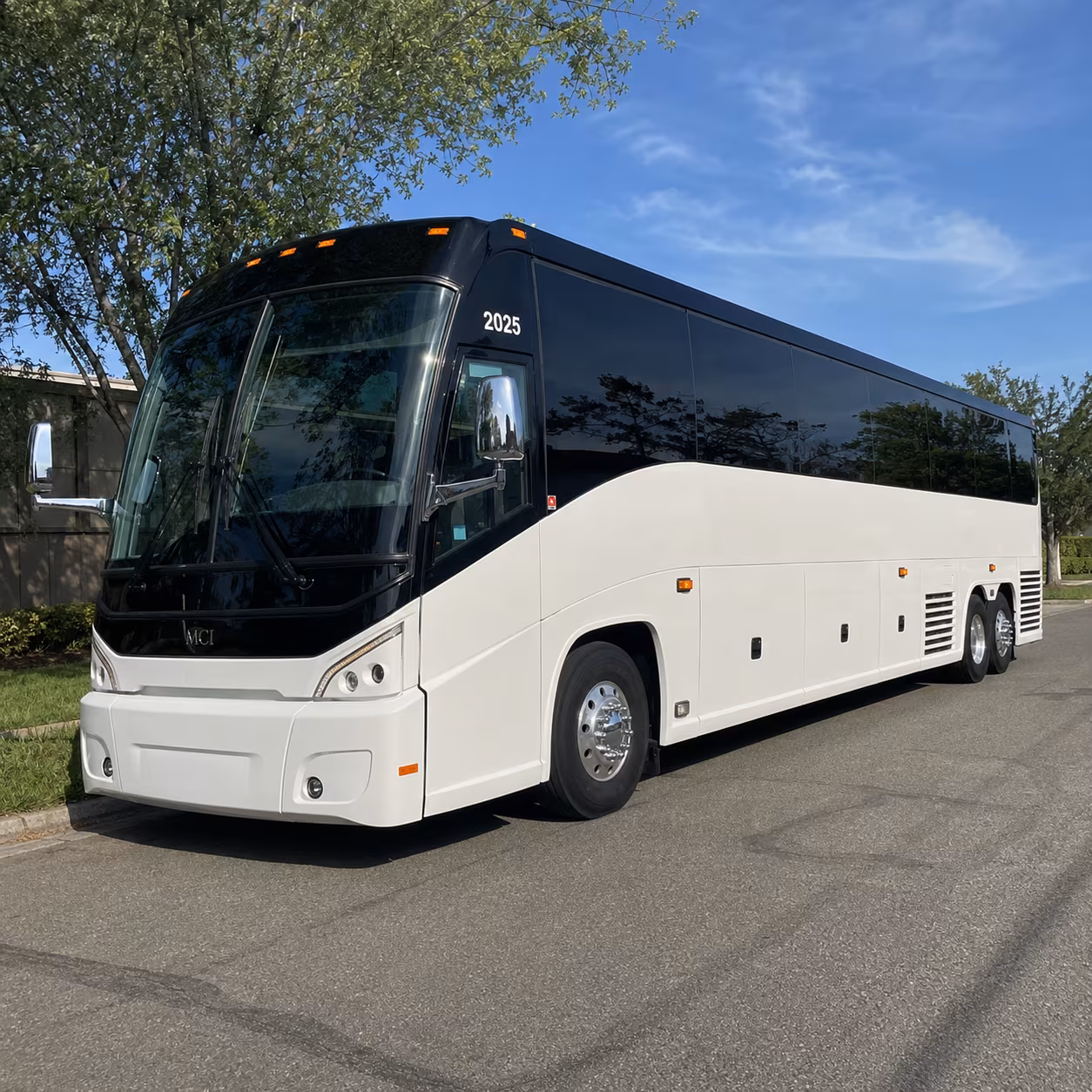 sandusky keep your wedding party and guests together with a sandusky charter bus